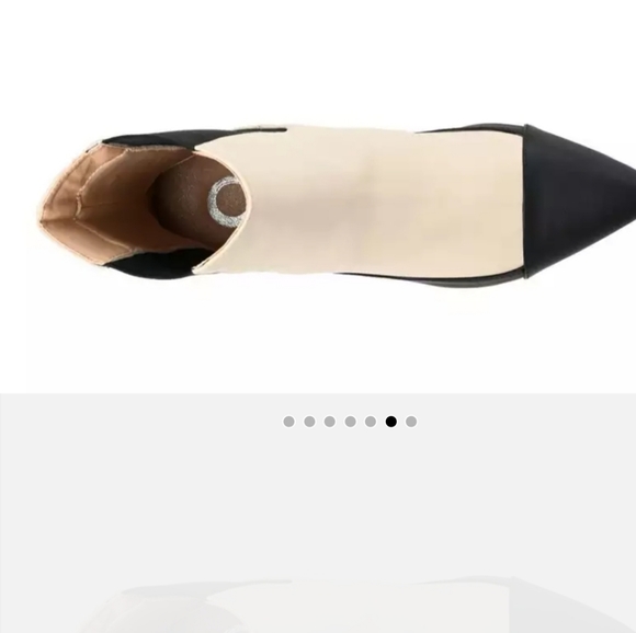 Journee off white and black shoe boots - Picture 6 of 6
